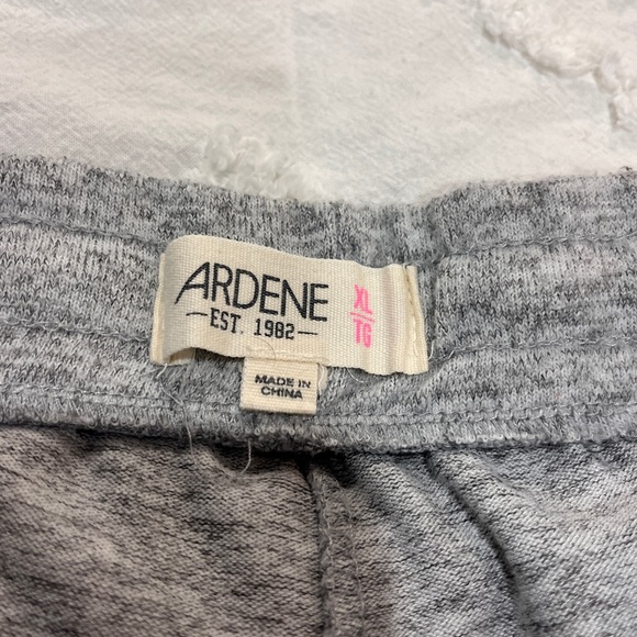 Soft shorts - Picture 2 of 2